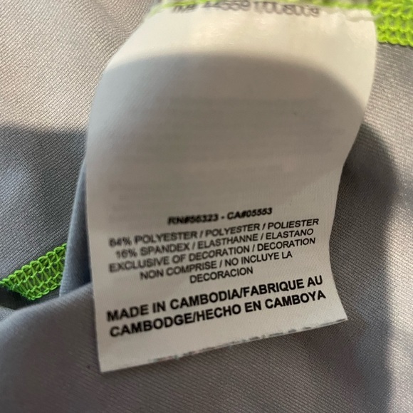 Nike Dri-Fit Fitted Top - Picture 4 of 5